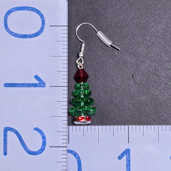 Set Of 4 Festive Christmas Earrings (NWOT) - Picture 4 of 5